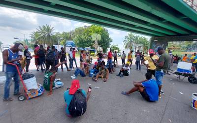 Derechos Humanos pide a autoridades dar respuesta para migrantes tras  bloqueos - Diario del Sur | Noticias Locales, Policiacas, sobre México,  Chiapas y el Mundo