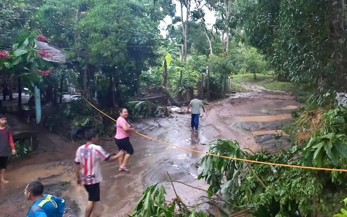 PC Municipal atiende a afectados por lluvias en Viva México – El Heraldo de Chiapas